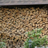 Как да построите навес за дърва в страната със собствените си ръце